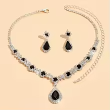Fashionable Crystal Jewelry Necklace Earring Set Premium Luxury Pendant Necklace Original Design Inlaid Zircon Dangle Earrings