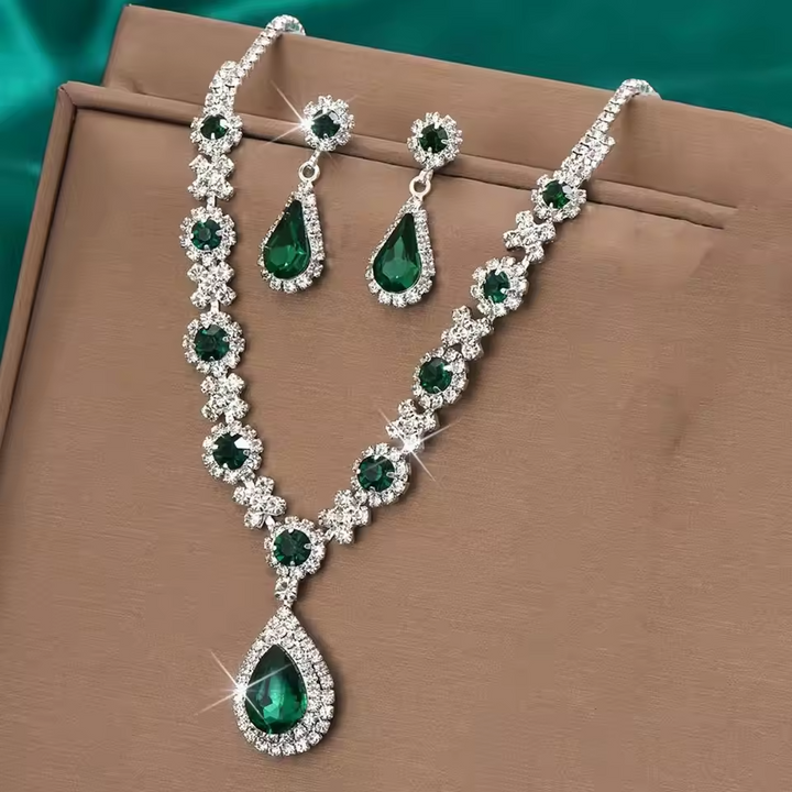 Fashionable Crystal Jewelry Necklace Earring Set Premium Luxury Pendant Necklace Original Design Inlaid Zircon Dangle Earrings