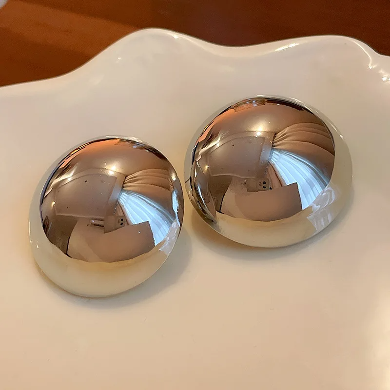 Punk Smooth Large Round Semicircle Exaggerated Metal Stud Earrings for Women Classic Gold Color Geometric Earring Ear Jewelry